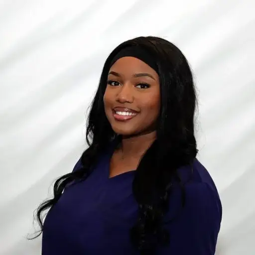 IsisLoveDentalAZ768x512 Older Woman in Glasses