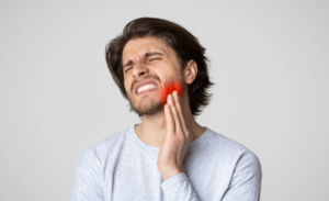 Dental Emergencies: What to Do Before You Get to the Clinic